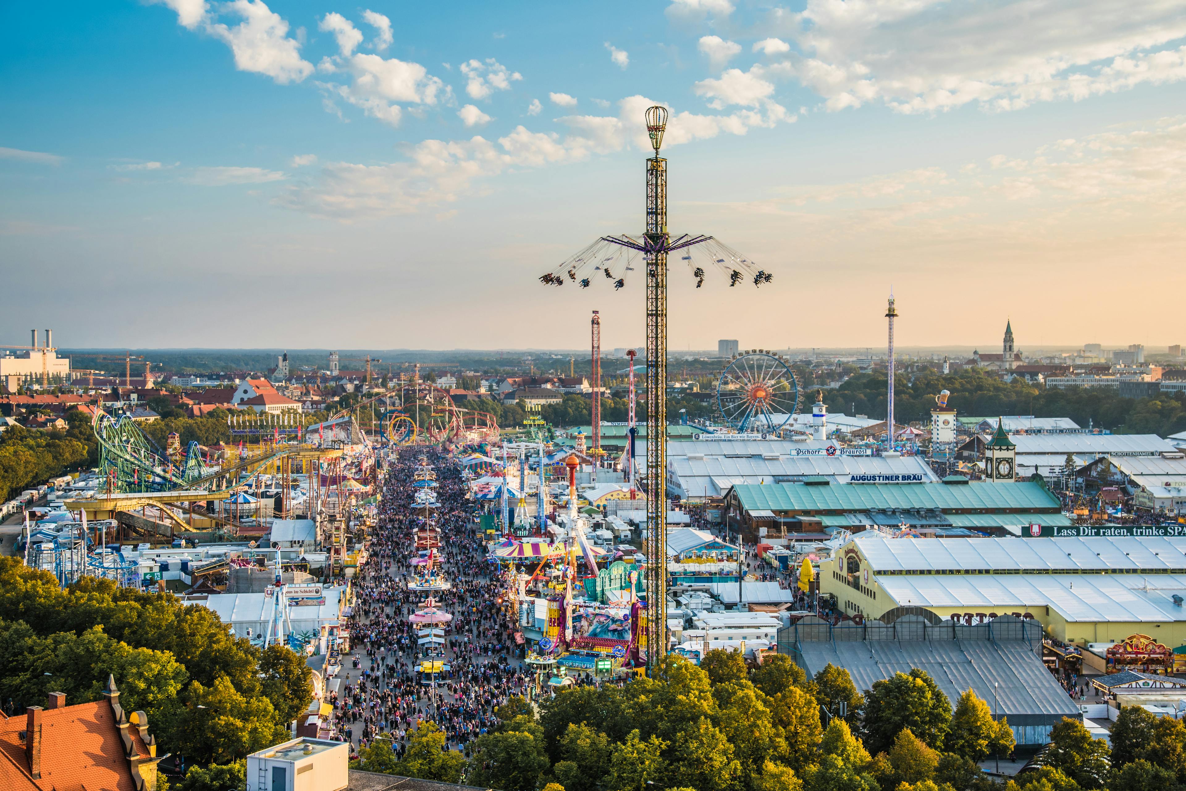 Oktoberfest_Blick über Theresienwiese